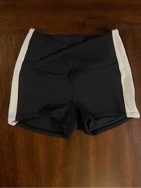 Tiger Friday A-List Shorties in 8Ball